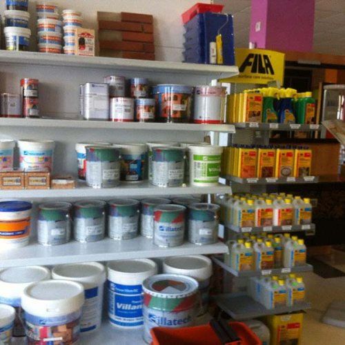 Pinturas y productos químicos